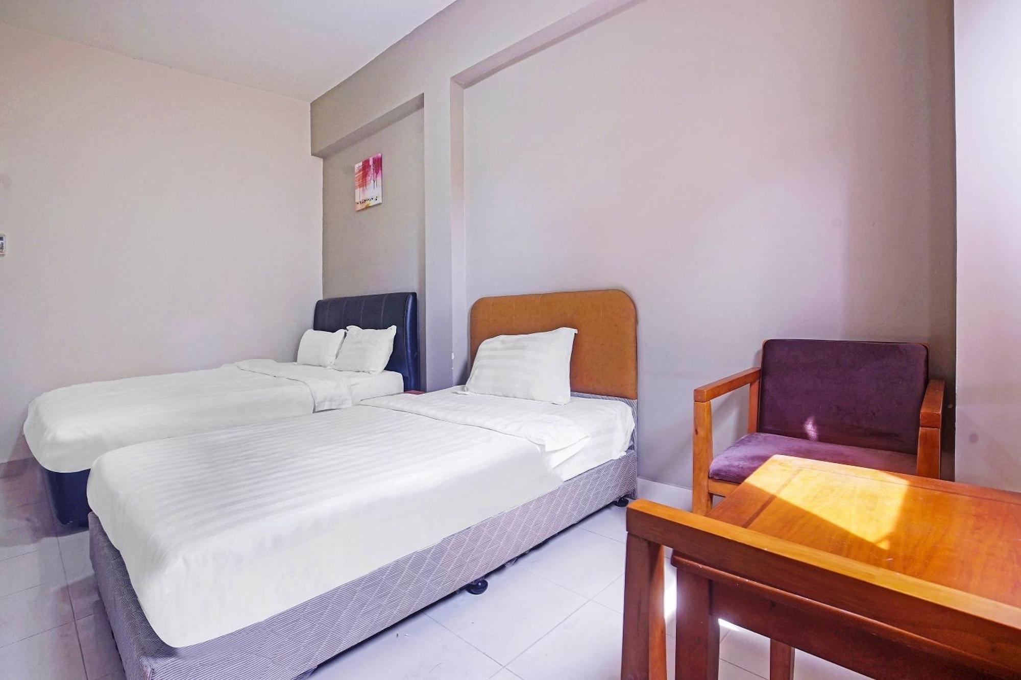 Hotel Night Queen Salak Tinggi سيبانغ المظهر الخارجي الصورة